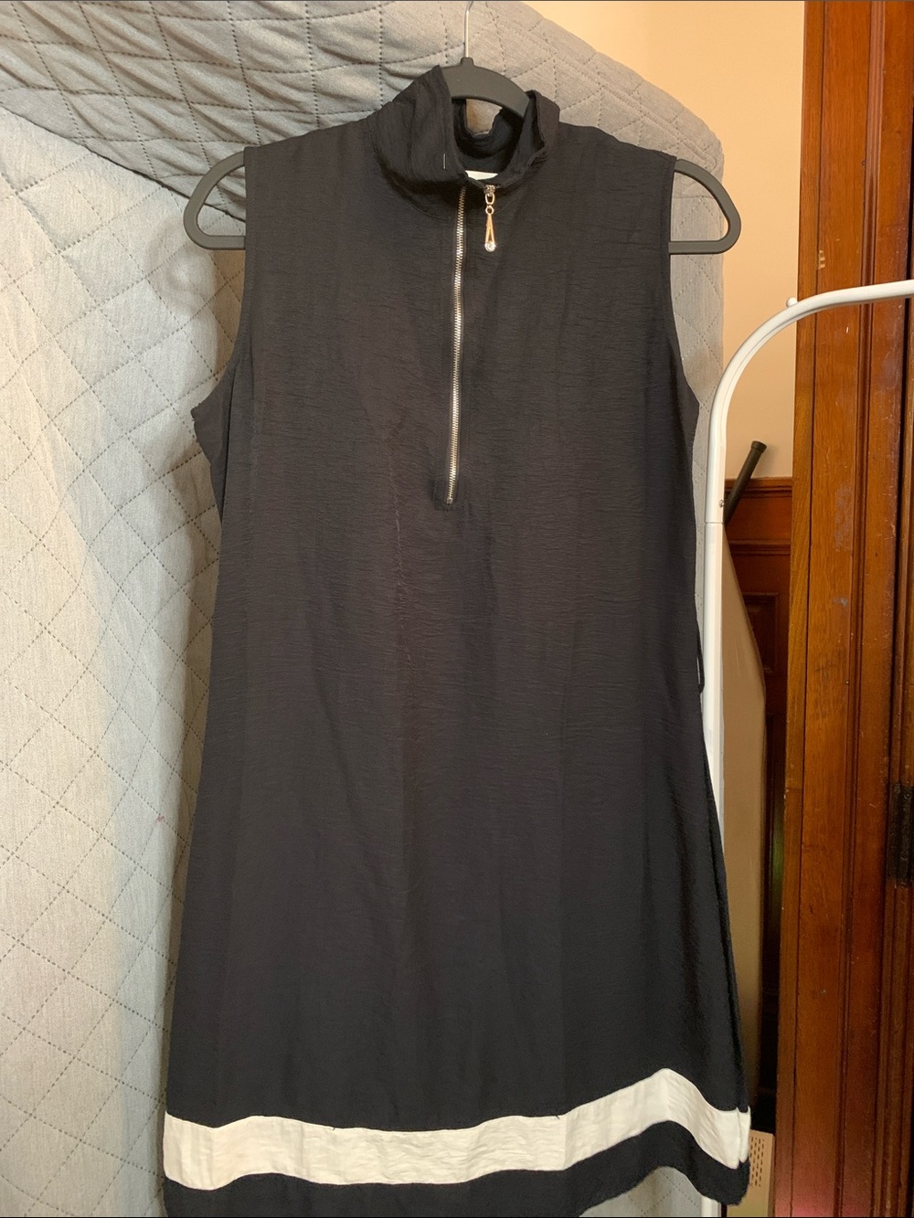 Sleeveless Black Tunic Dress with White Hem Band and Front Zip